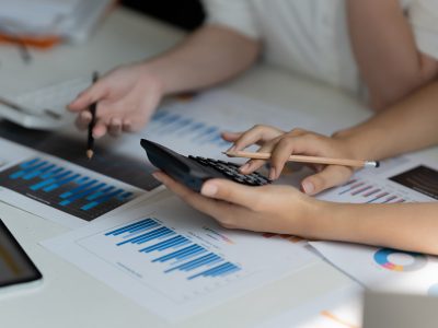close-up-accountant-bookkeeper-woman-working-about-AZ87SS3.jpg